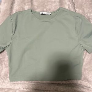 Zara cropped tshirt